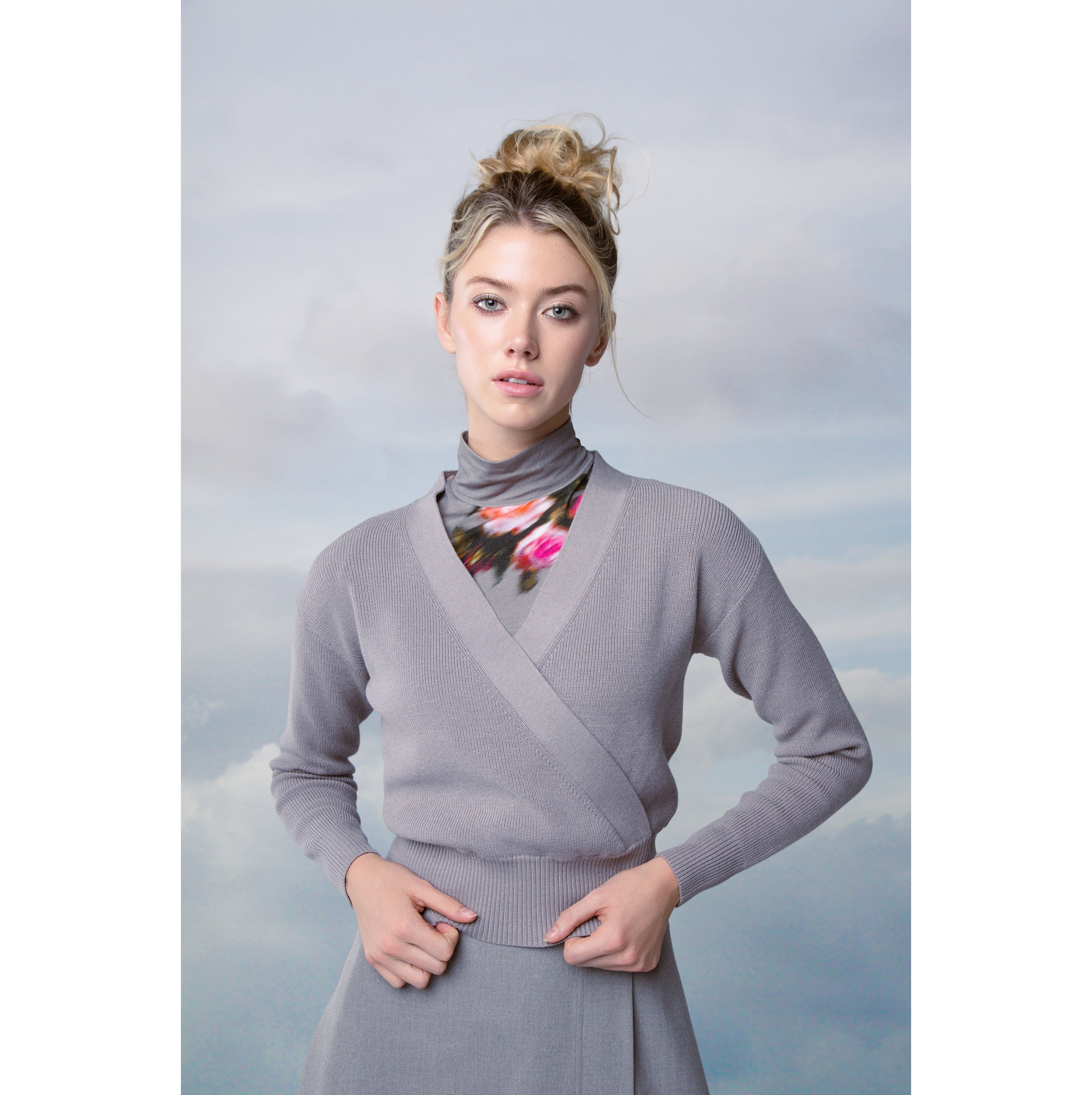 TAUPE NELLA SWEATER