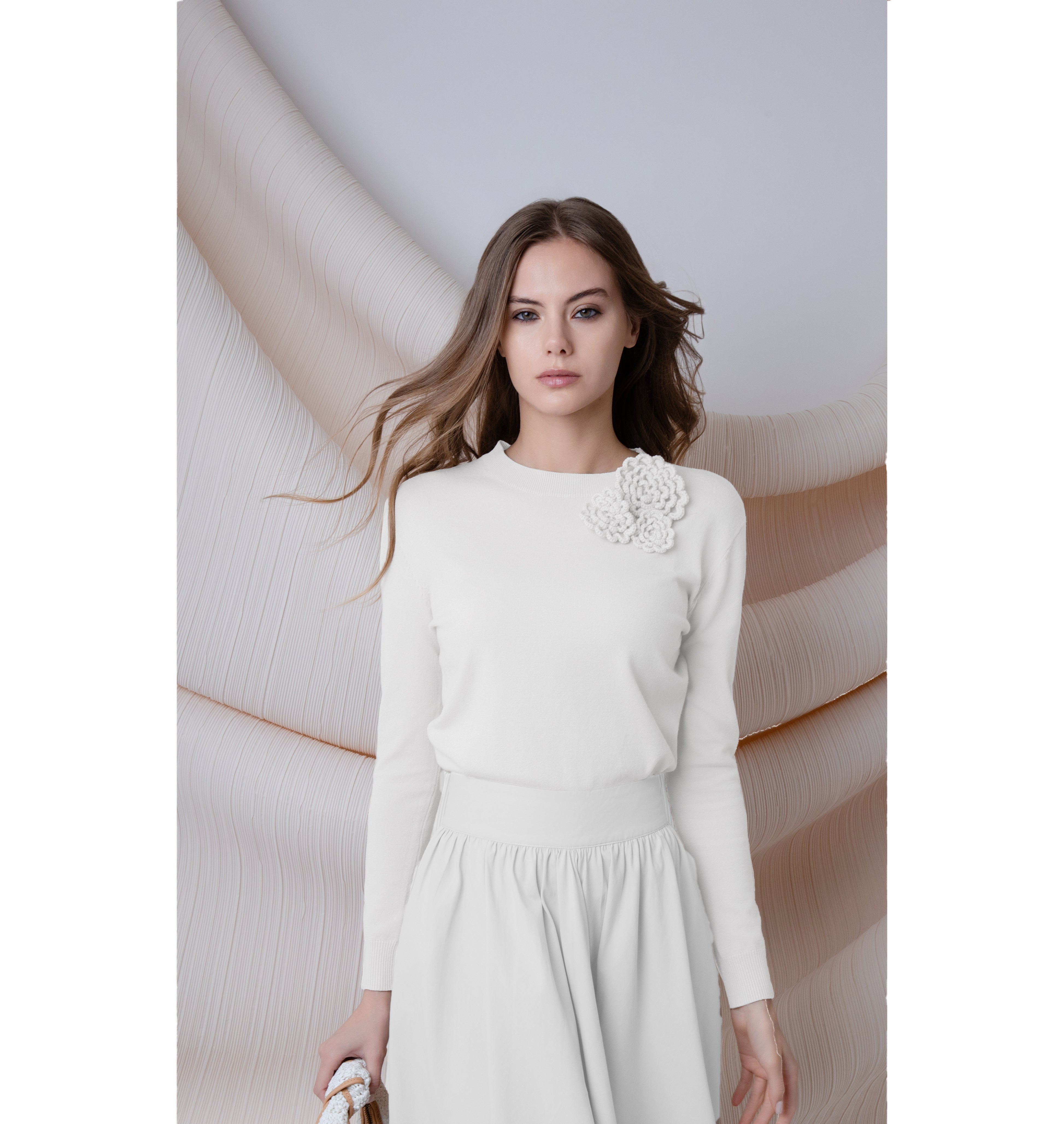 IVORY ROSAIRE SWEATER