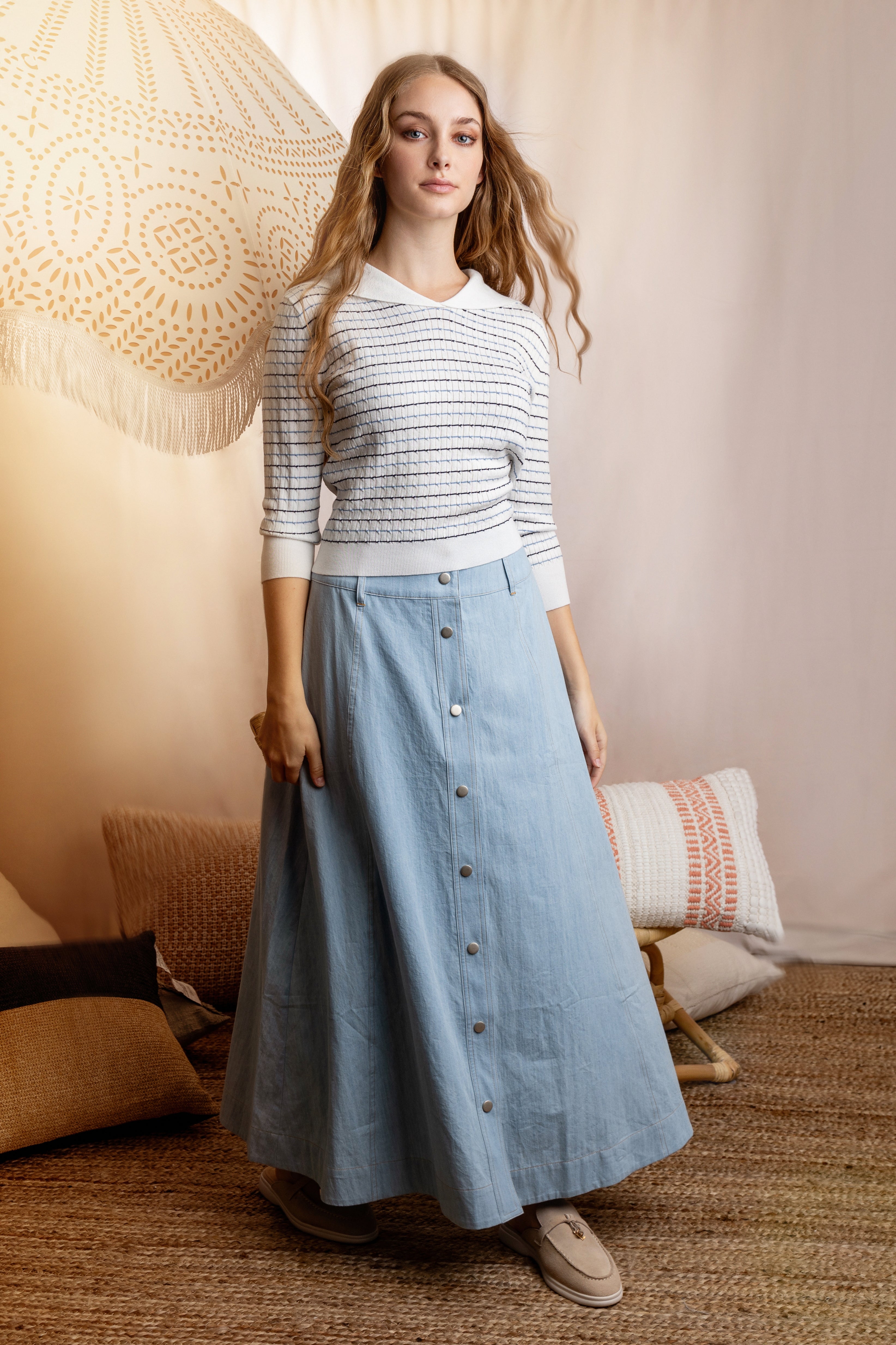LIGHT DENIM BUTTON DOWN SKIRT
