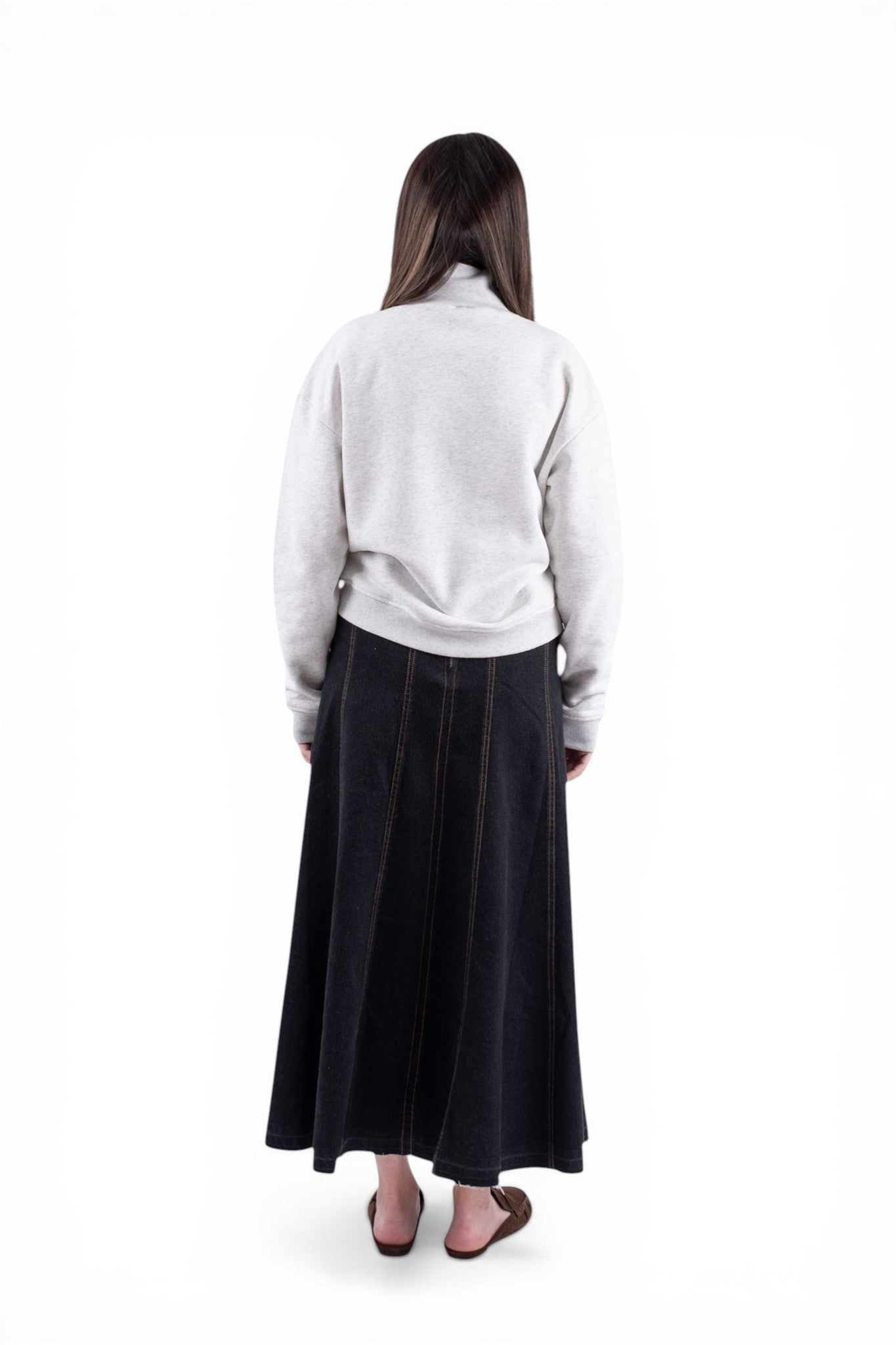 REFINED SWEATER