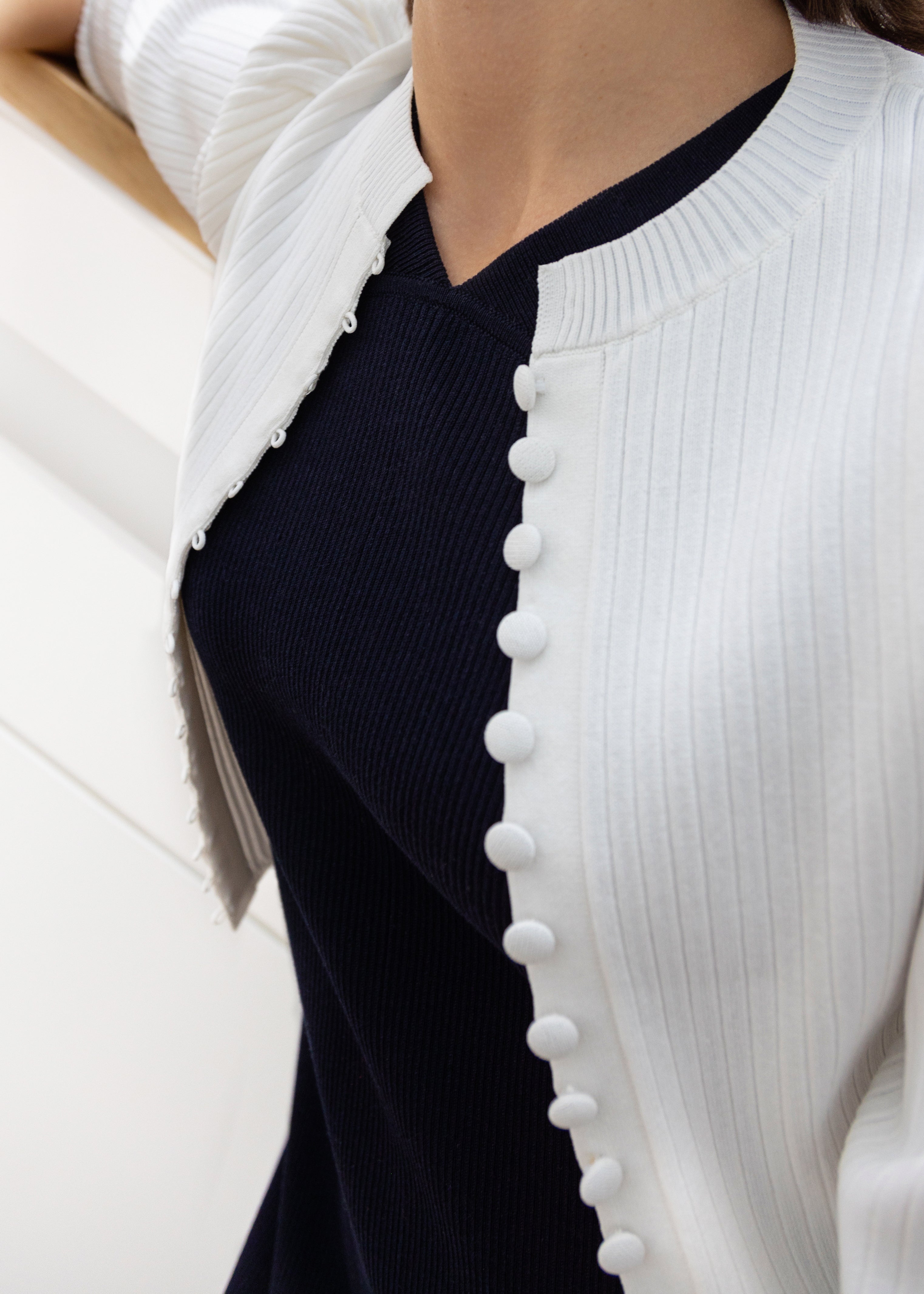 NAVY SLEEVELESS MIDI DRESS