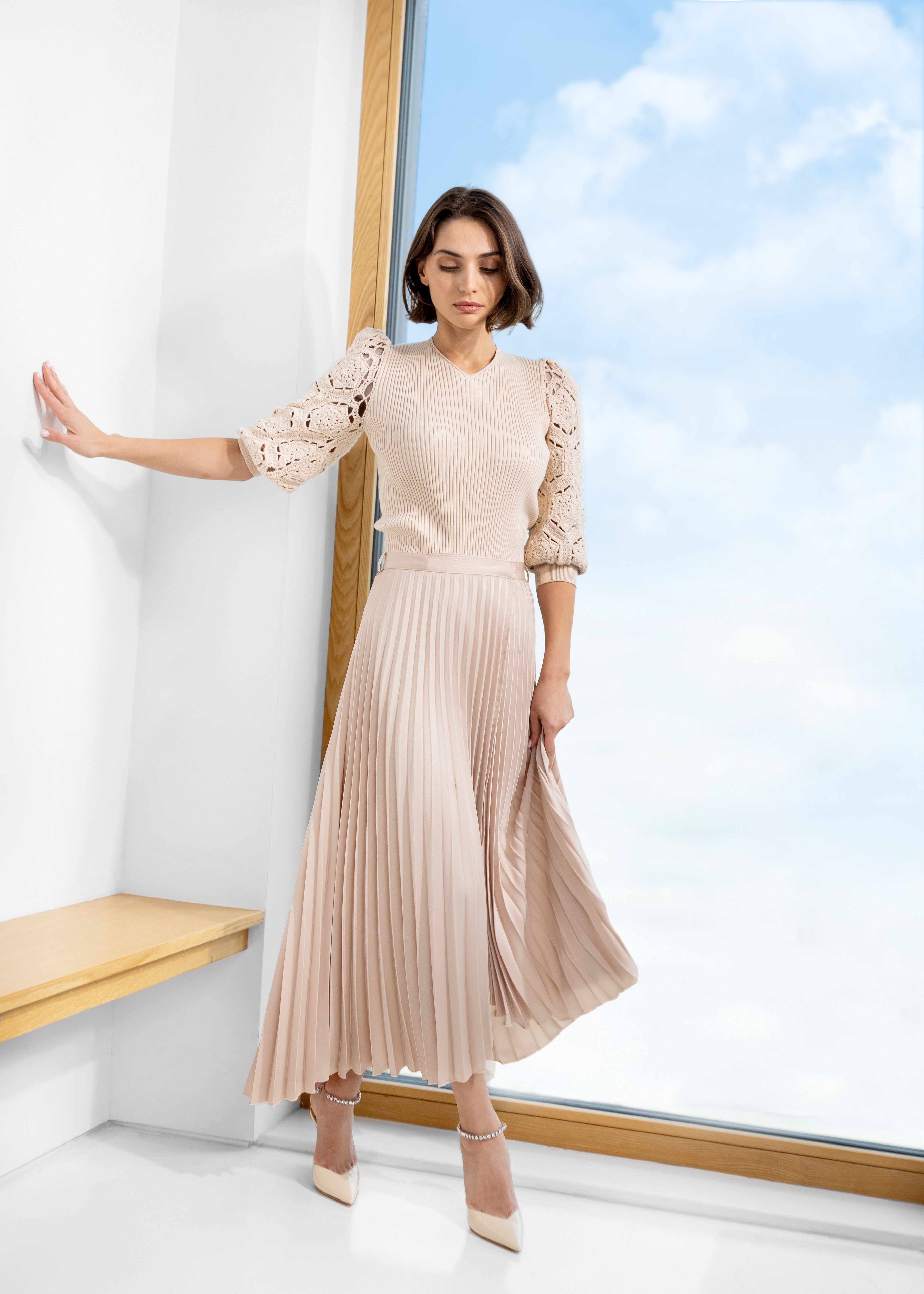 ECRU/ SHELL ASYMMETRICAL SILK PLEATED SKIRT