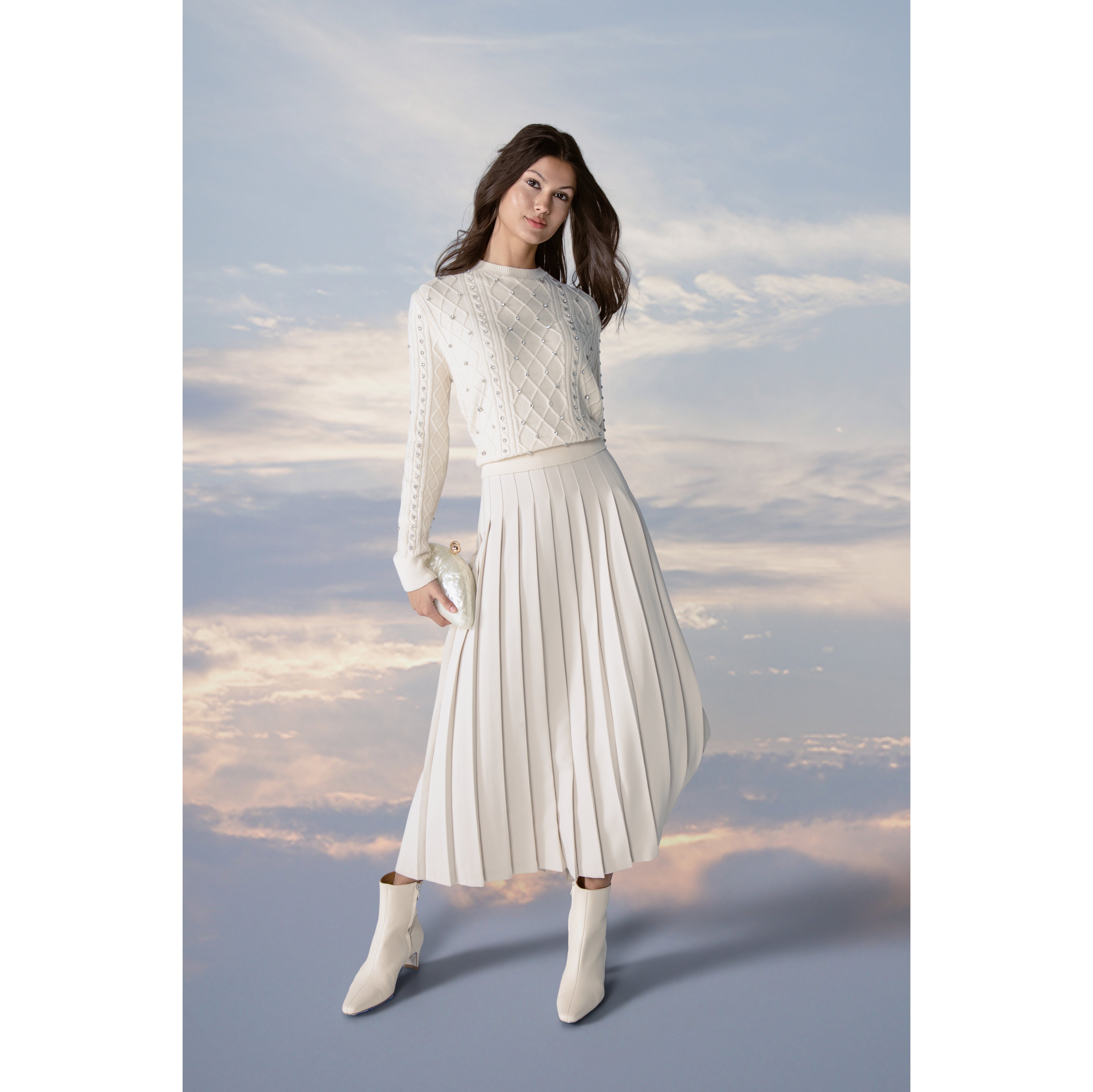 CREAM ACCORDE SKIRT