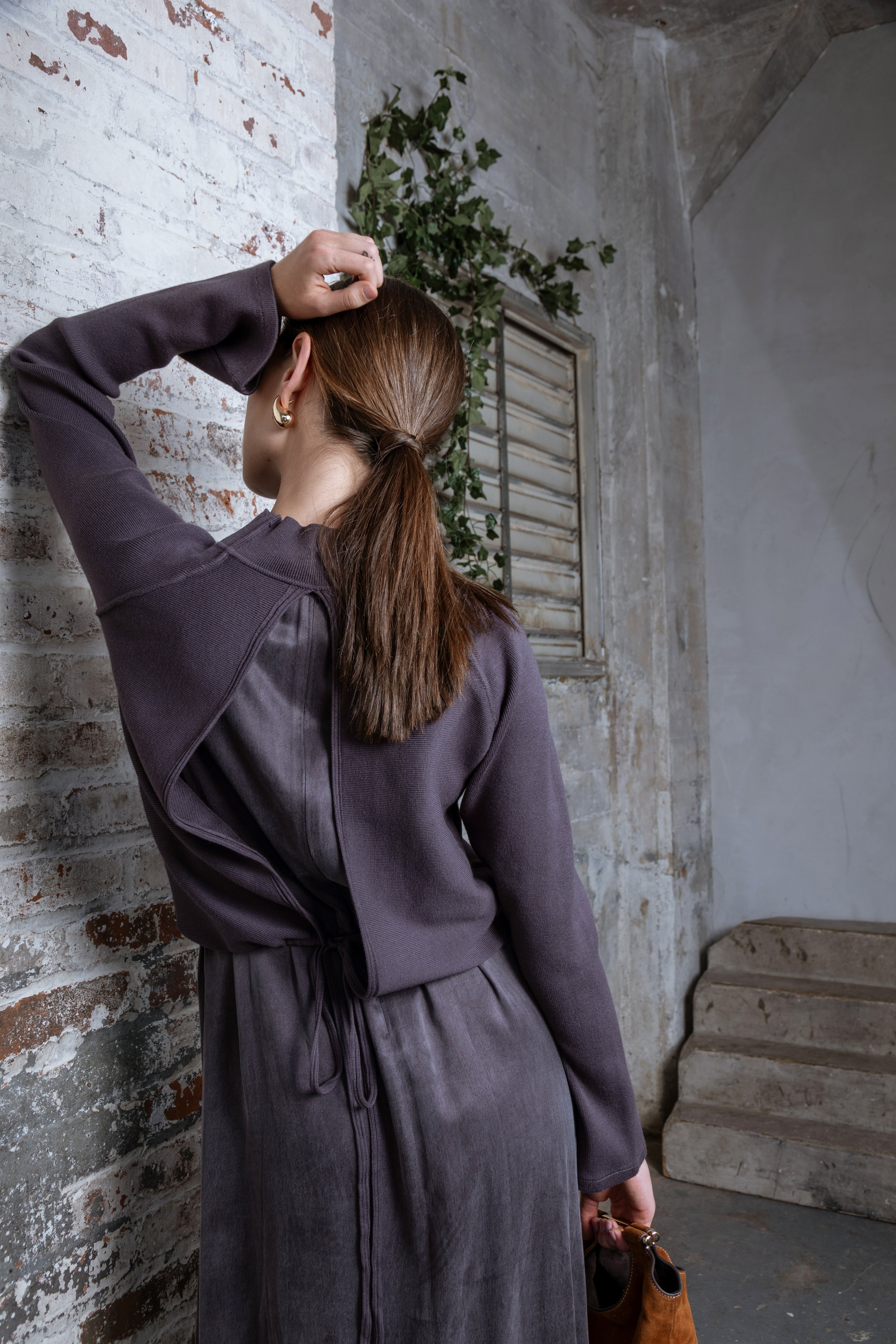 CHARCOAL CLIO SWEATER