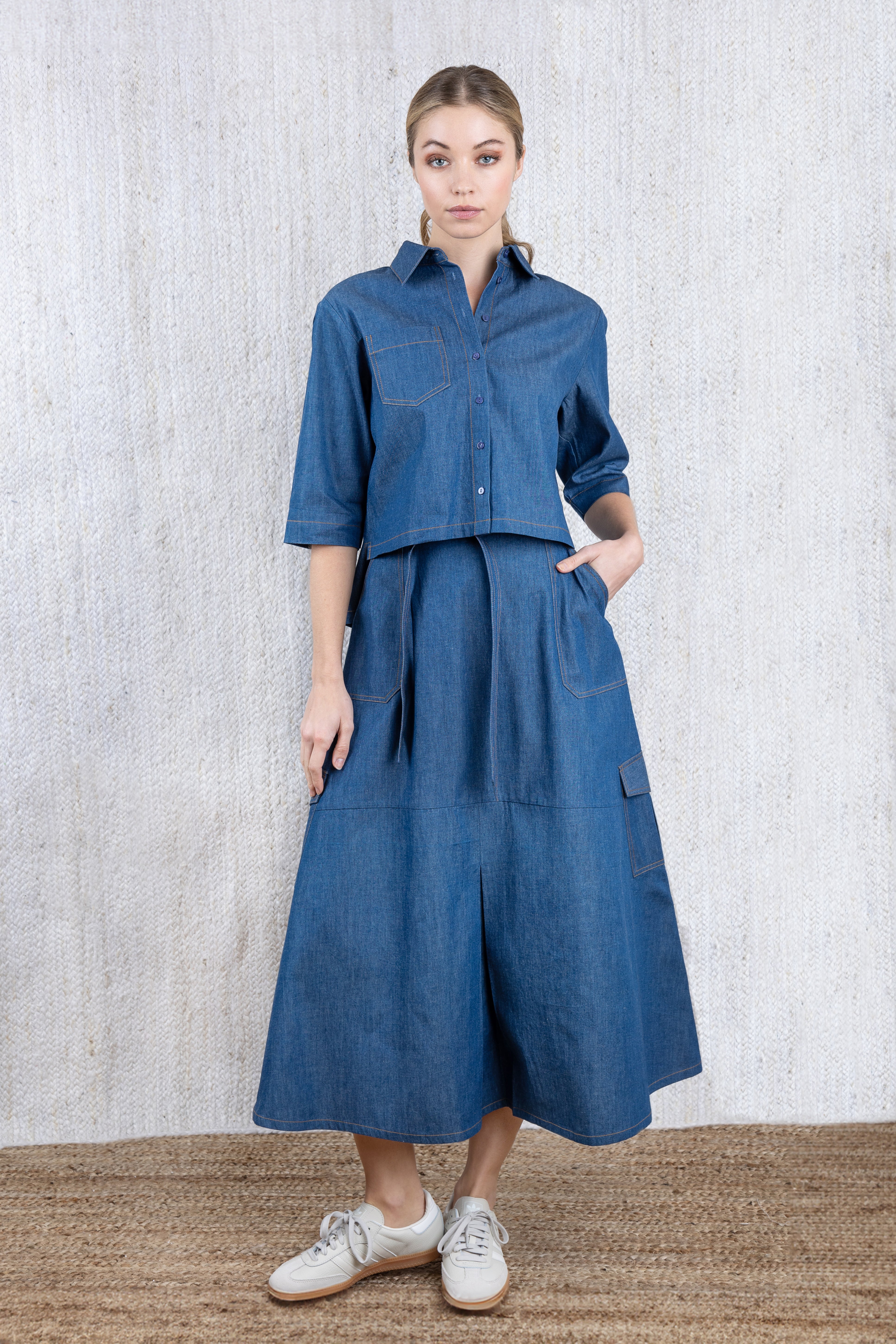 DENIM CROPPED BOXY BLOUSE