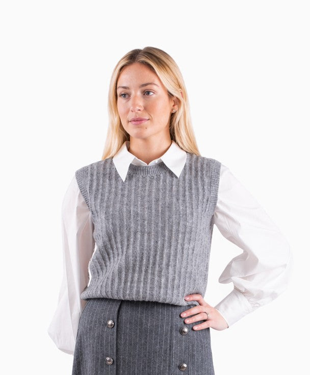 Nora Vest