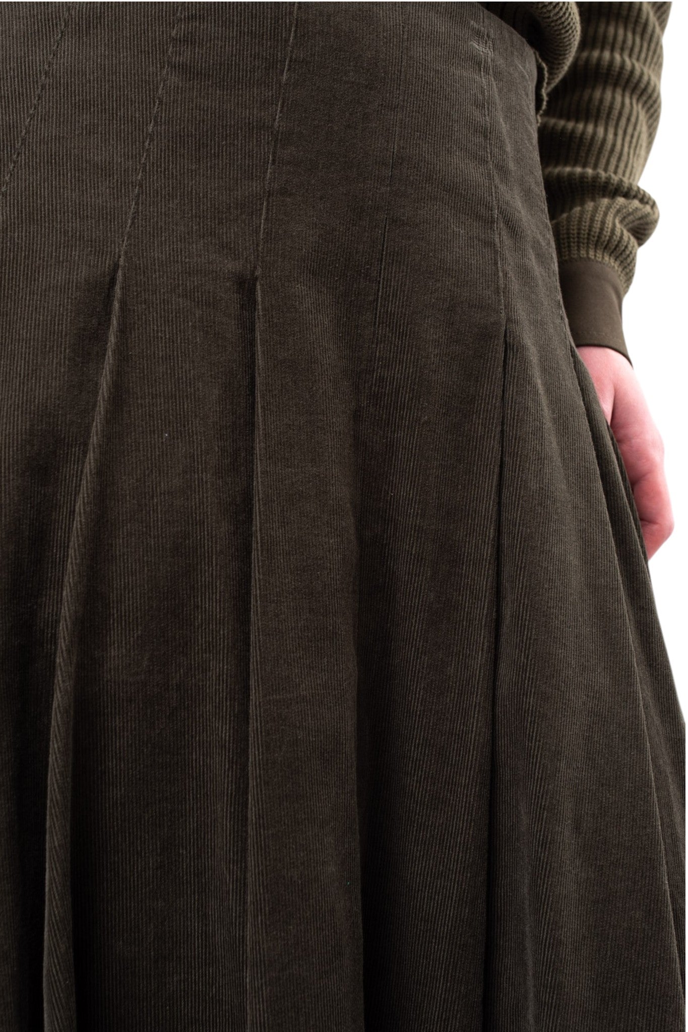 ASHEN SKIRT