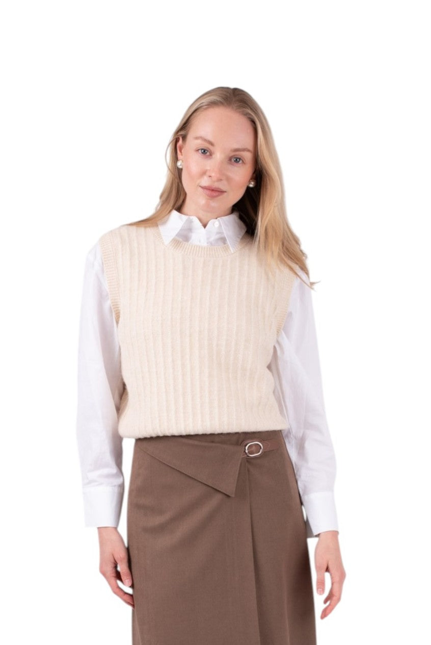 Nora Vest