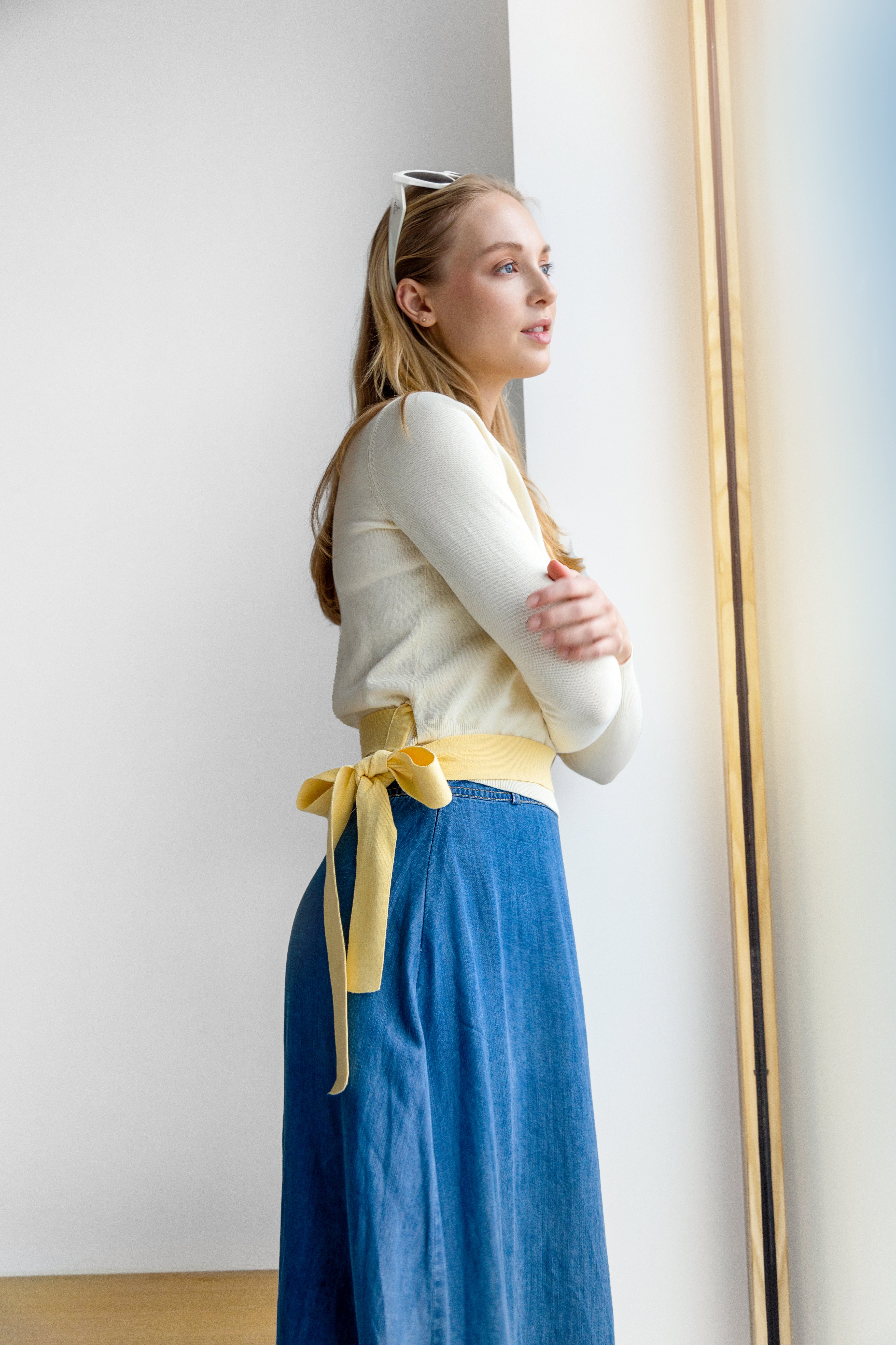 DENIM SKIRT WITH BELT